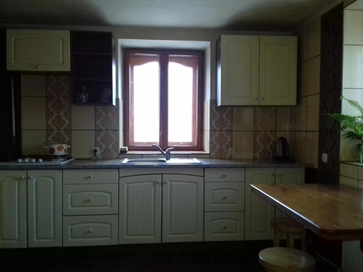 Guest House Grunyk Jaremtsche Exterior foto